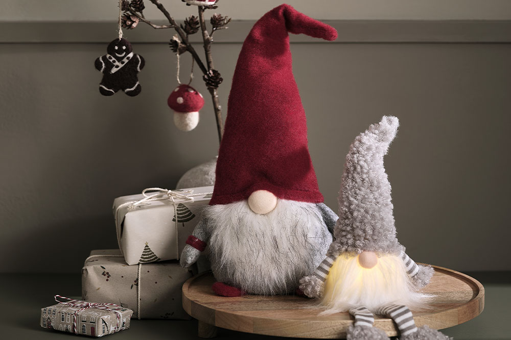 20-50% kedvezmény minden karácsonyi manóra és mikulásra*