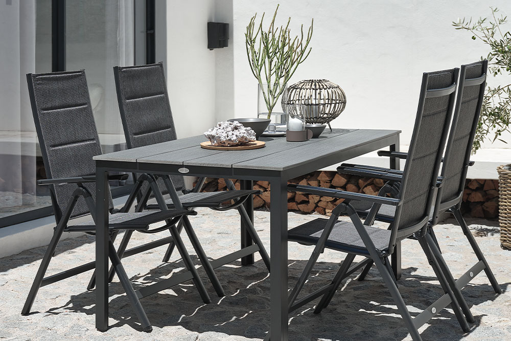 20-50% kedvezmény számos kerti asztalra